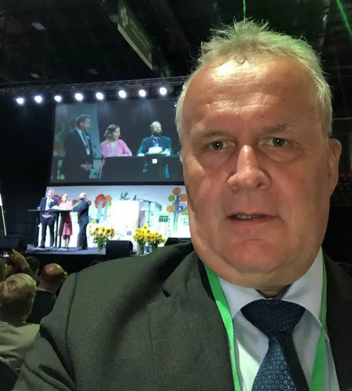 Hannu Hoskonen Ja Poliittinen Ura