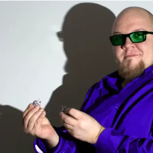 Jukka Holmstedt – elämä, ura ja Jurassic Rockin tarina